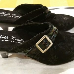 Black heels (Helle Comfort)